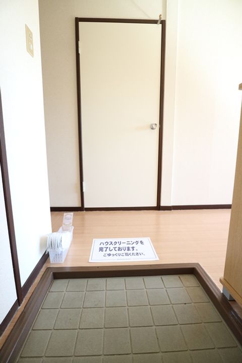 岡山県倉敷市酒津(アパート)の賃貸物件の玄関