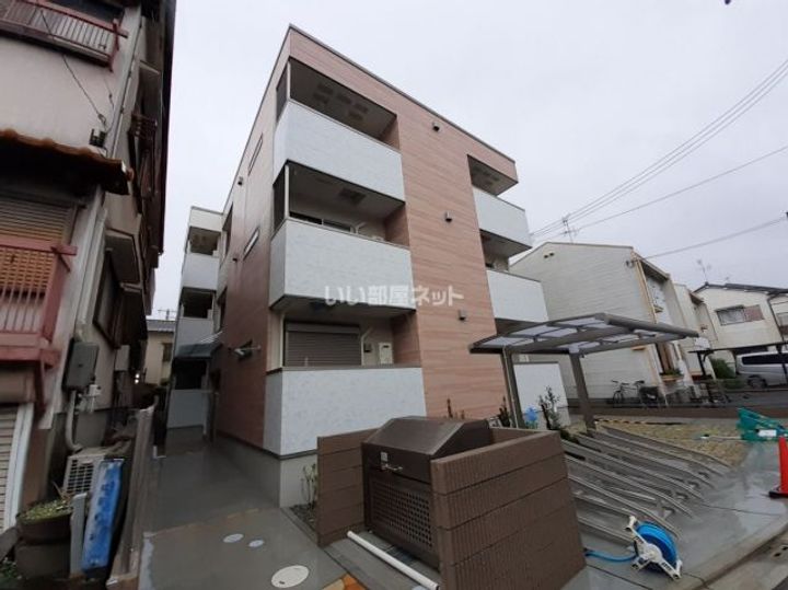 大阪府堺市西区鳳中町9(アパート)の賃貸物件の外観