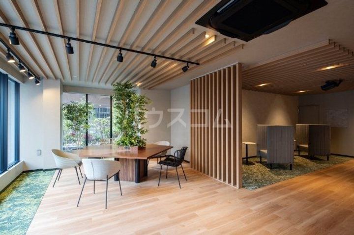 ザ・ライオンズフォーシア町屋の地図