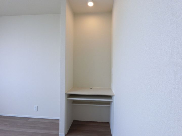 アマネセルIのその他画像
