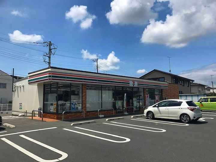 アマネセルIの周辺
