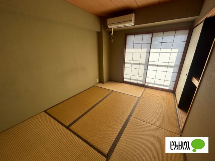 フレンドリーオーク中島の内装