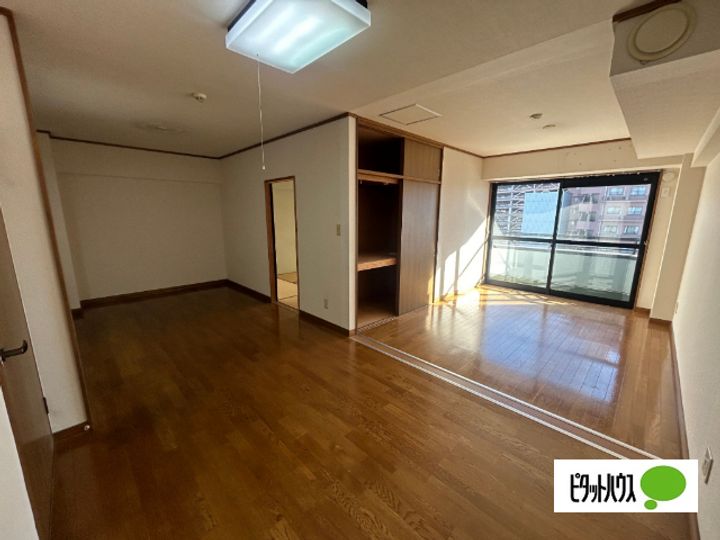 フレンドリーオーク中島の居間