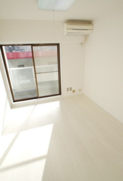 セントヒルズ向ヶ丘遊園の居間