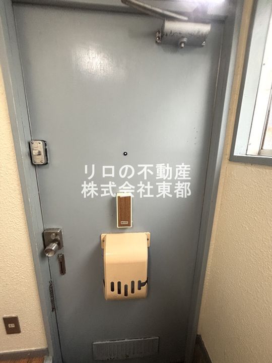 メゾンフロリーの玄関