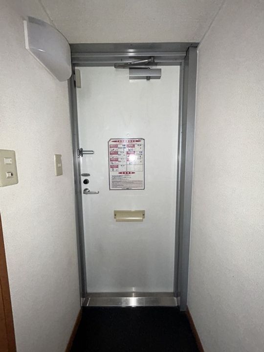 ルイ・ナール日の出の玄関