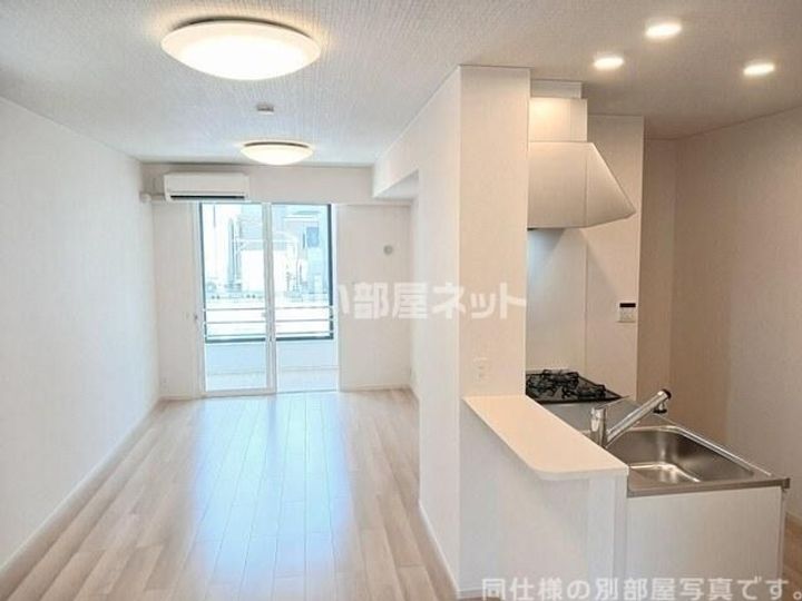京都府福知山市字前田(アパート)の賃貸物件の居間