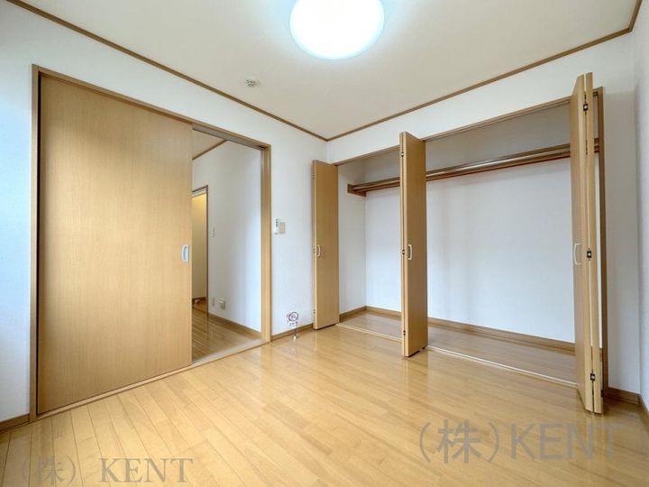 レッツリブ西野の内装