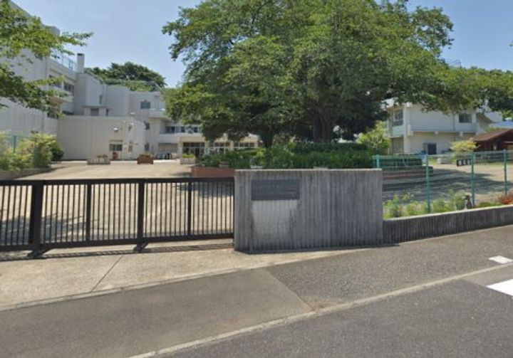 東京都昭島市玉川町2の賃貸マンションの周辺