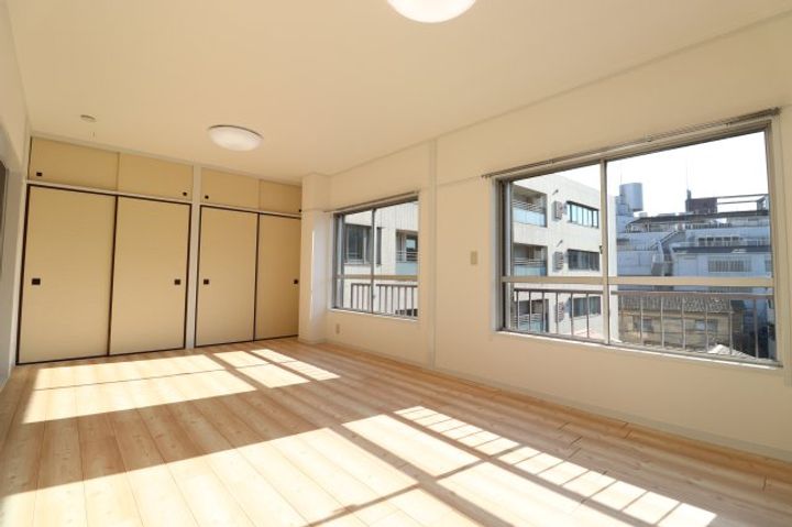 東京都渋谷区猿楽町(マンション)の賃貸物件の居間