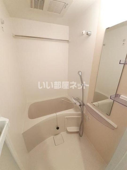 兵庫県神戸市兵庫区三川口町1(マンション)の賃貸物件の風呂