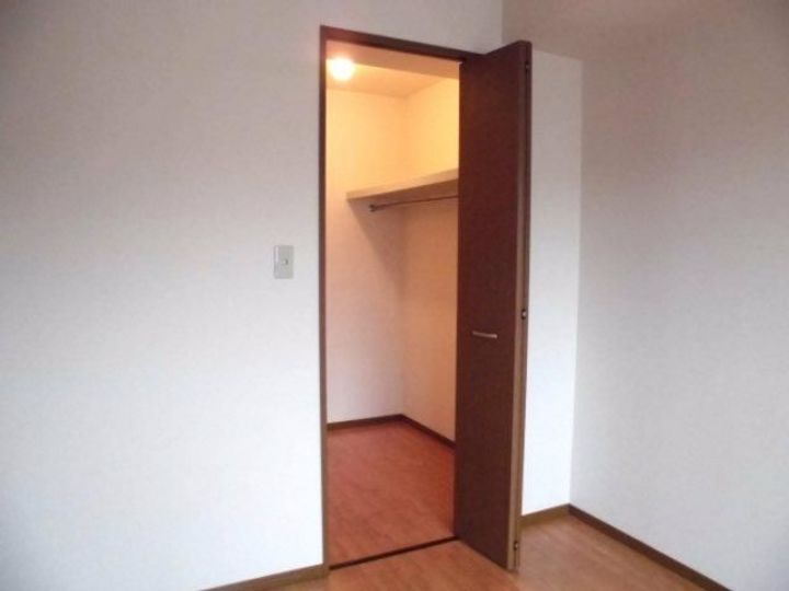 アネシスの内装