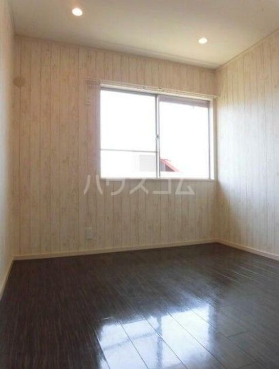 神奈川県横浜市青葉区荏子田3(一戸建)の賃貸物件の居間