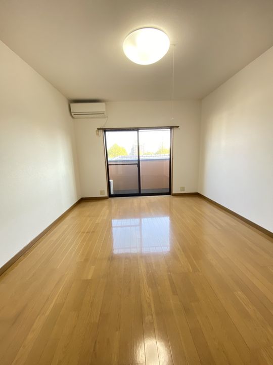 アトレストの居間