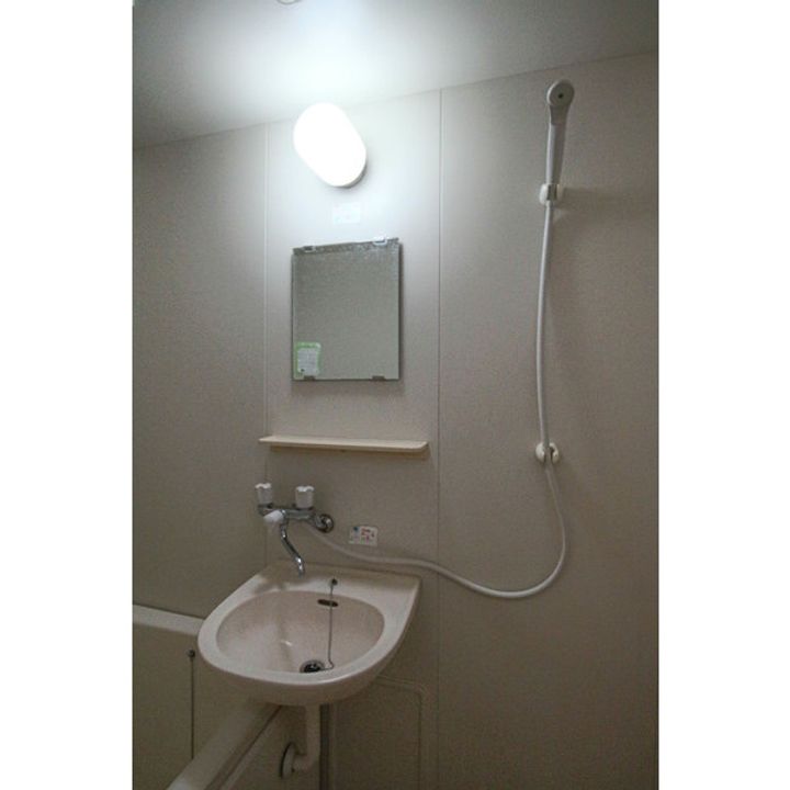 ワンルーム花房の内装