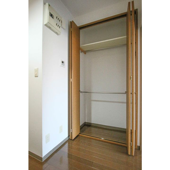 ワンルーム花房の内装