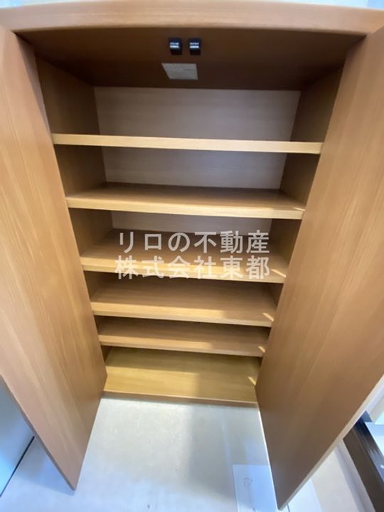 ドミールワダの内装