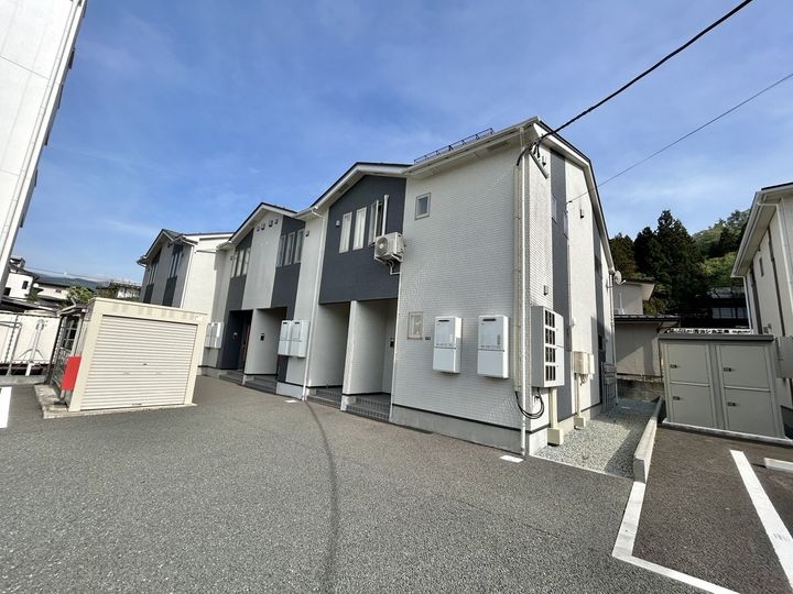 リジェール松波の外観