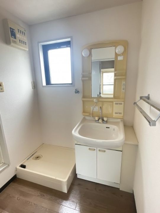 広島県広島市中区江波二本松2の賃貸マンションの内装