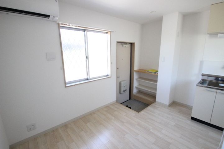 メゾネットShozokuの居間