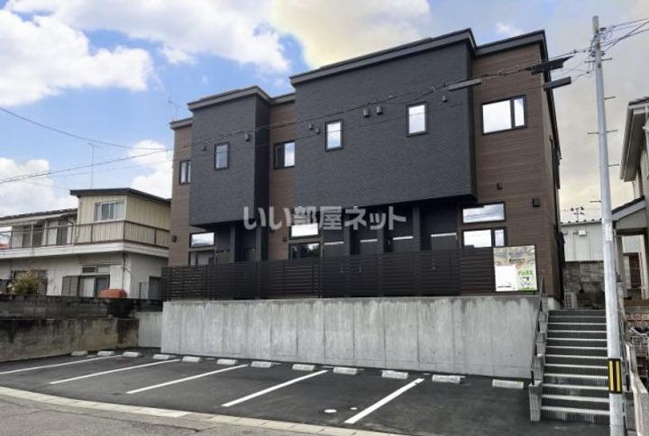 福島県郡山市鶴見坦2(アパート)の賃貸物件の外観