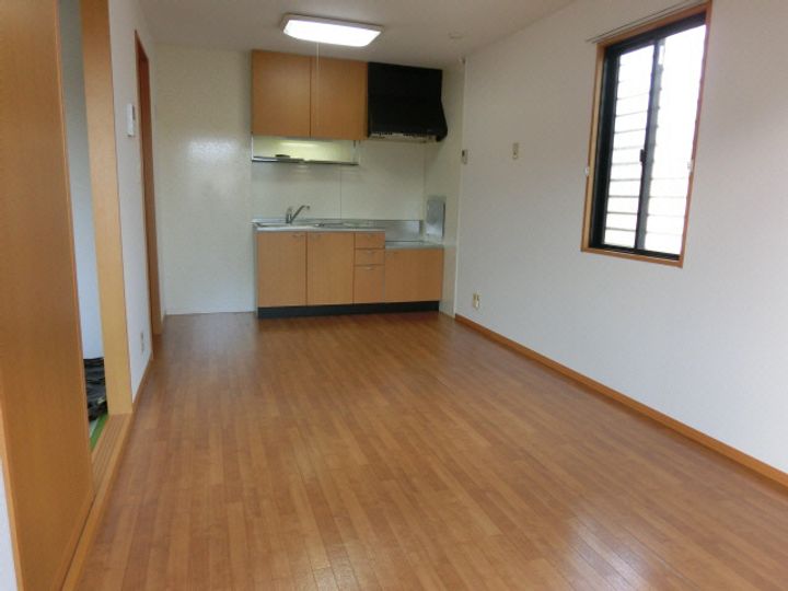 沖縄県沖縄市安慶田5(アパート)の賃貸物件の居間