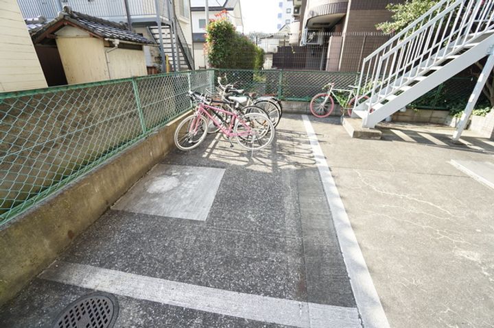 グロリア向ヶ丘の地図