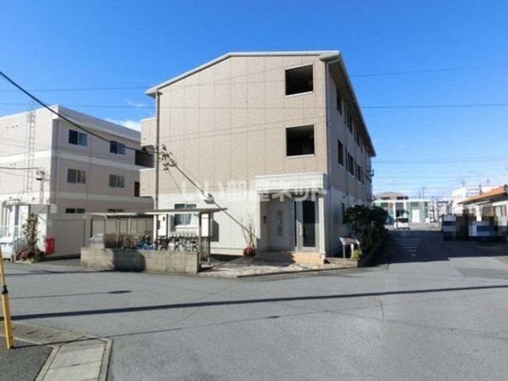 シャルメーヌの地図