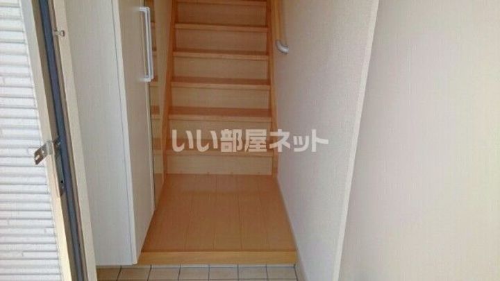 兵庫県豊岡市森(アパート)の賃貸物件の玄関