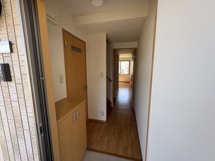 ヘルメスなかのの玄関