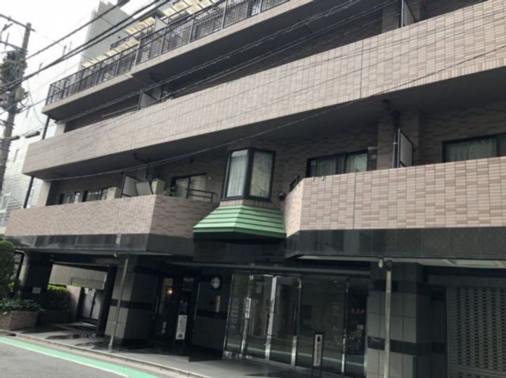 渋谷アムフラットの外観