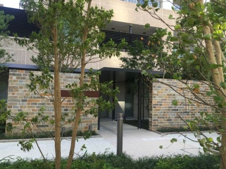 東京都新宿区西新宿5(マンション)の賃貸物件の地図