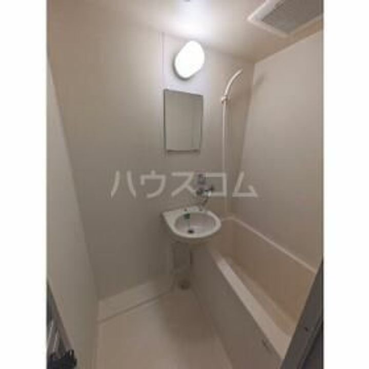 ホワイトウイング左入の風呂