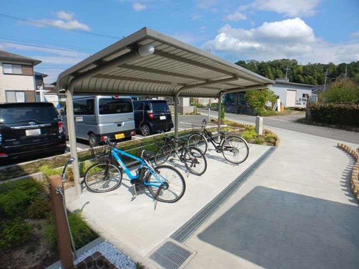 兵庫県丹波篠山市西岡屋(アパート)の賃貸物件の地図