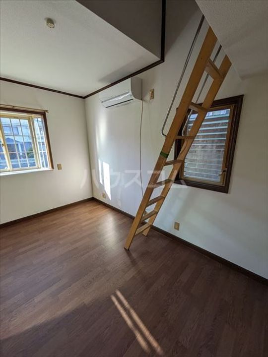 あんずハウスの居間