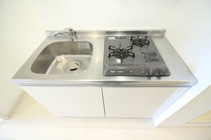 大阪府摂津市千里丘2(マンション)の賃貸物件のキッチン