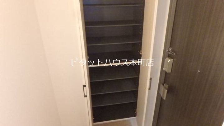 大阪府大阪市中央区釣鐘町2(マンション)の賃貸物件の内装