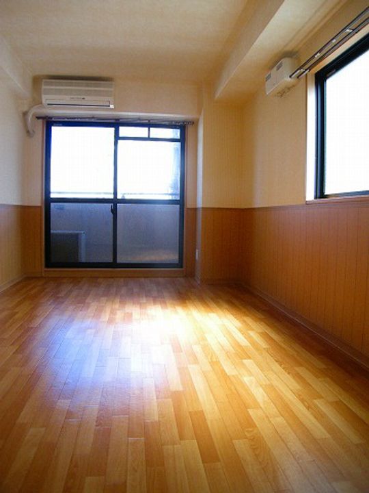 ラ・フォーレ都島北通の居間