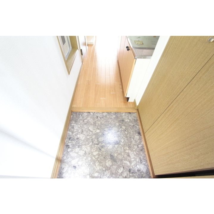 アイコーポ江川の玄関