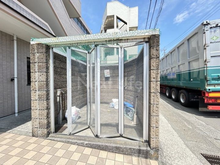 神奈川県川崎市麻生区上麻生6(マンション)の賃貸物件の地図