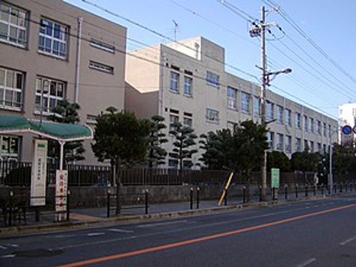 コーポ登和の周辺