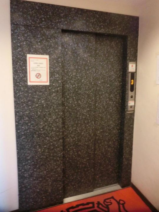 神奈川県横浜市西区久保町(マンション)の賃貸物件の地図