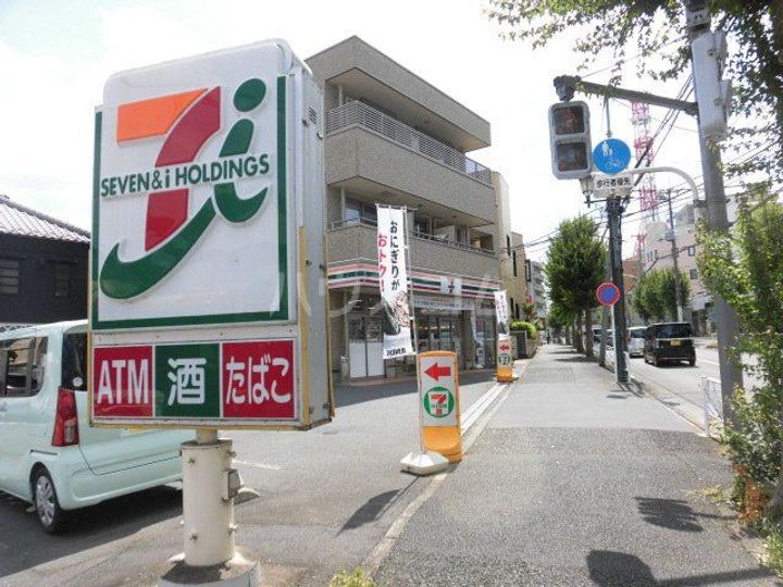 アプローズの周辺