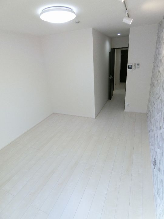 大阪府堺市北区中長尾町4(アパート)の賃貸物件の居間