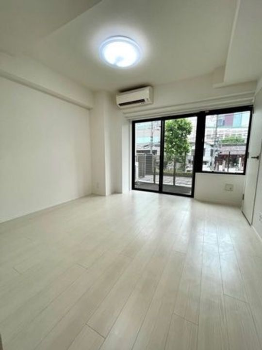 東京都港区高輪1(マンション)の賃貸物件の居間