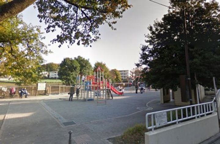 レインボウハイムの周辺