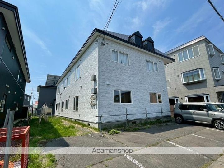 桂マンションの外観