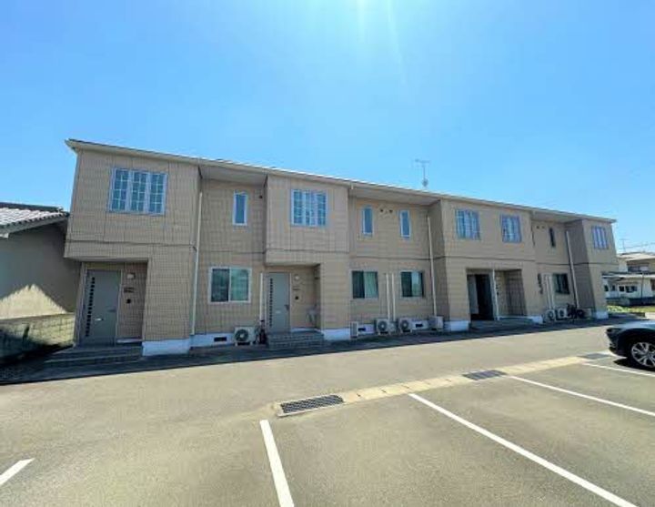 グリーンハウス B棟の外観