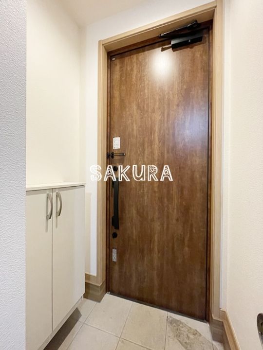 グラシアスAの玄関