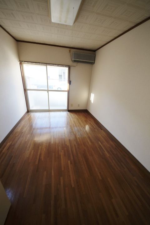 コーポ丸山IIIの居間